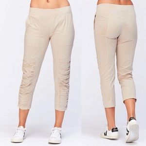NWT XCVI Wearables Core Jetter Crop Legging Pants Medium Sand